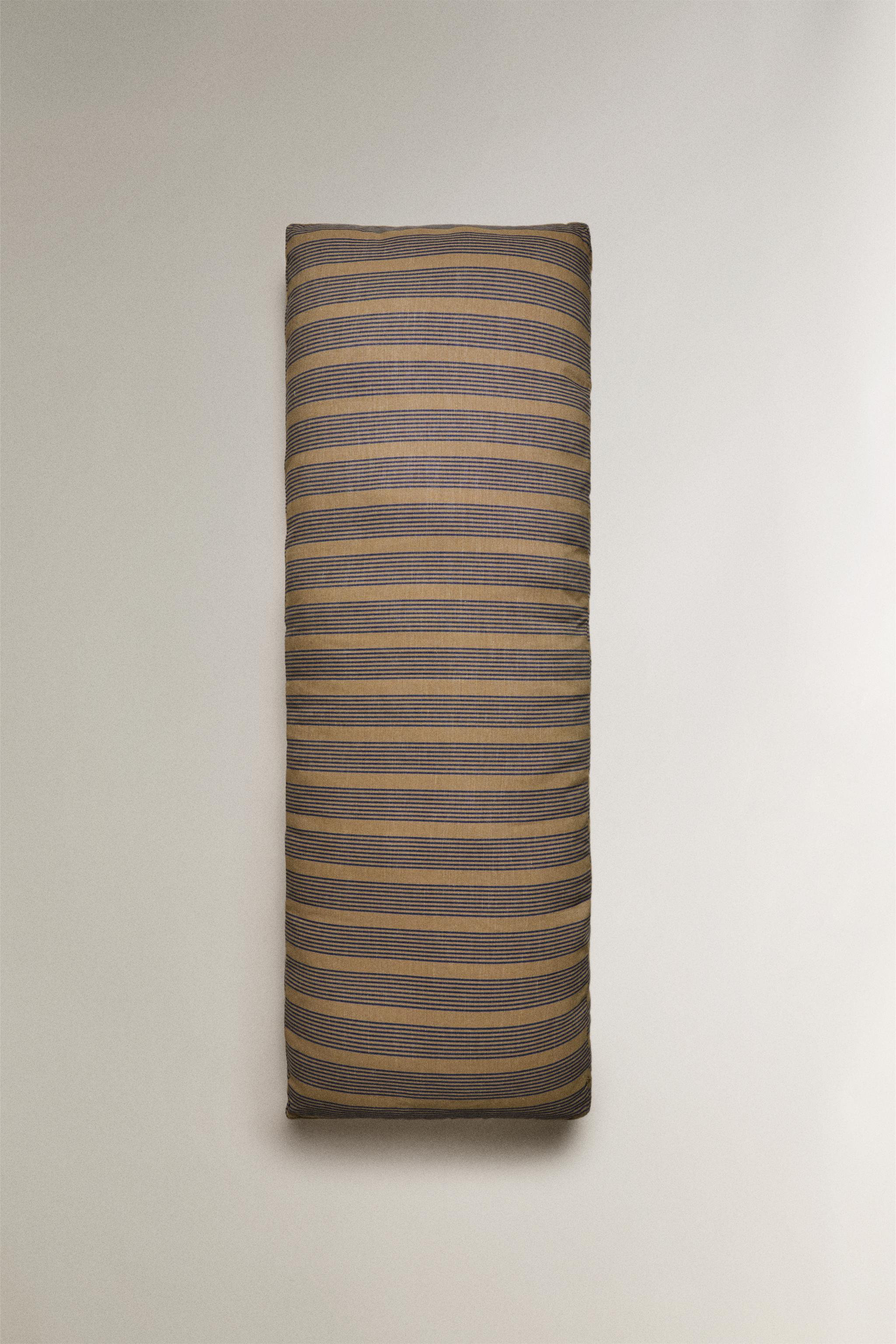 STRIPED BENCH SEAT CUSHION